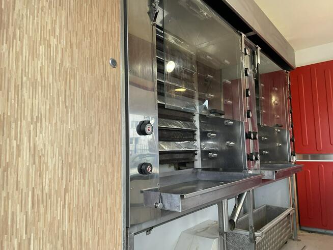 Mercedes Sprinter Autosklep Autogril Gastronomiczny Food Truck Foodtruck sklep bar 3500