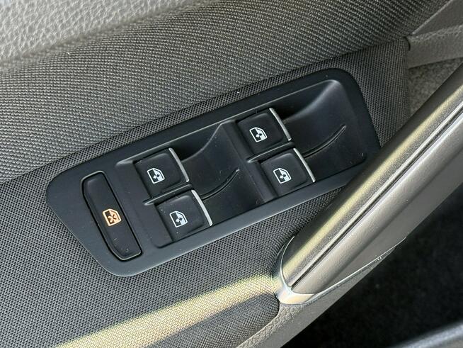 Volkswagen Golf 1,4 GTE PlugInHybrid DSG/ 204Km Navi/Kamera/PDC/ACC/NoweOpony/Full led