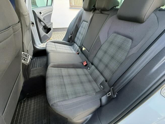 Volkswagen Golf 1,4 GTE PlugInHybrid DSG/ 204Km Navi/Kamera/PDC/ACC/NoweOpony/Full led