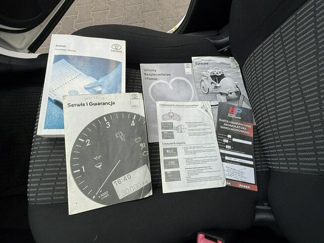 Toyota Avensis 2,0D 124KM D-ACTIVE/SalonPolska/Serwis/Alufelgi