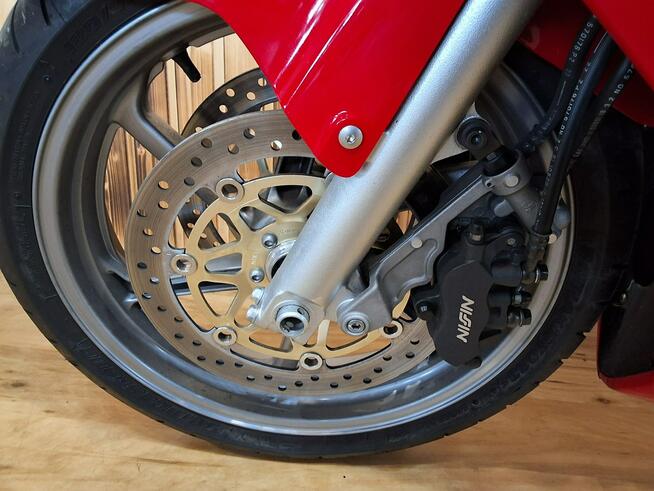 Honda VFR ## Jak Nowy ## BŁYSZCZY # technicznie super# raty KUP ONLINE vfr800fi