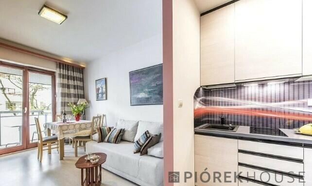 Kawalerka na Bielanach/ 1min do metra!