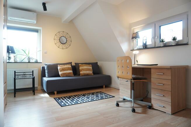 Dom Zabrze, Plebiscytowa