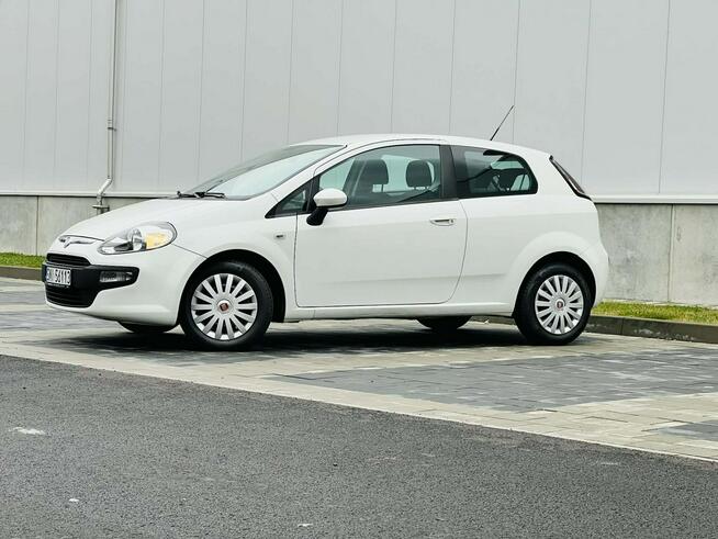 Fiat Punto Evo 1.2 Benz. nawigacja ,nowe opony