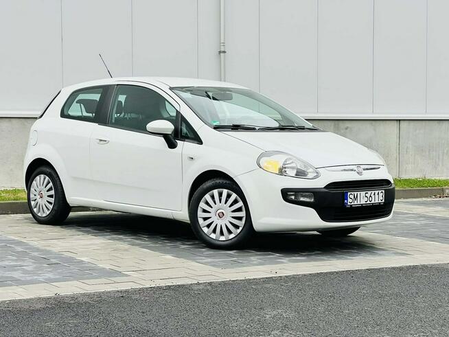 Fiat Punto Evo 1.2 Benz. nawigacja ,nowe opony