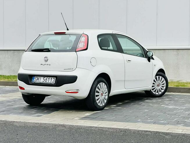 Fiat Punto Evo 1.2 Benz. nawigacja ,nowe opony
