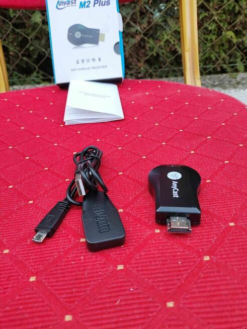 Adapter AnyCast do Telewizora TV Dongle WiFi Smart Odbiornik