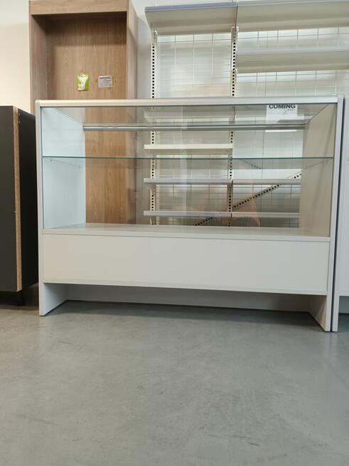 Lada szeroko szklona