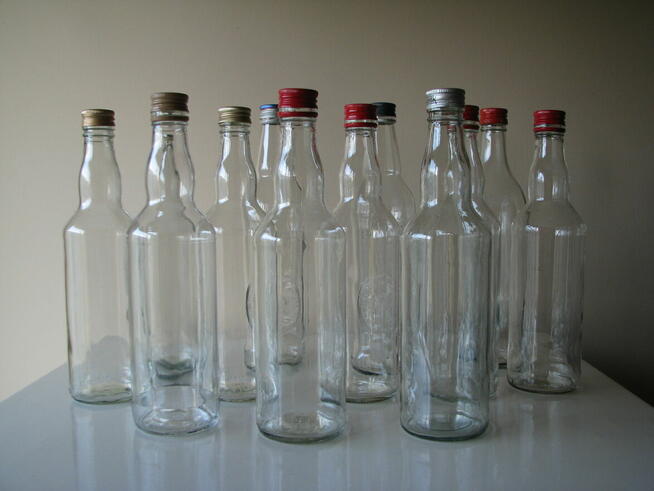 Butelki 0,5 l z nakrętkami nalewki soki ocet inne przetwory