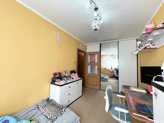 OKAZJA, Trzypokojowe 54 m2 parter z balkonem, 2 piwnice