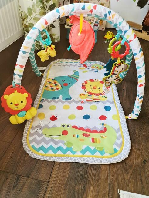 Mata gimnastyczna Fischer Price Z pałąkiem gimnastyczna