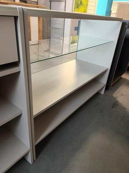 Lada szeroko szklona