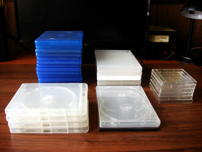 Pudełka Blue Ray, CD. DVD, mini CD (?). 51 sztuk!