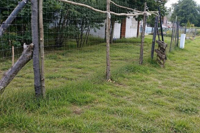 Działka budowlana z widokiem na stawy blisko jeziora i morza