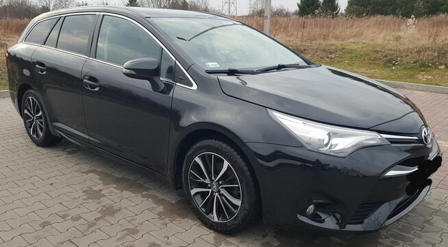 Toyota Avensis 1.8 Valvematic Kombi 2018 t27 Polski Salon