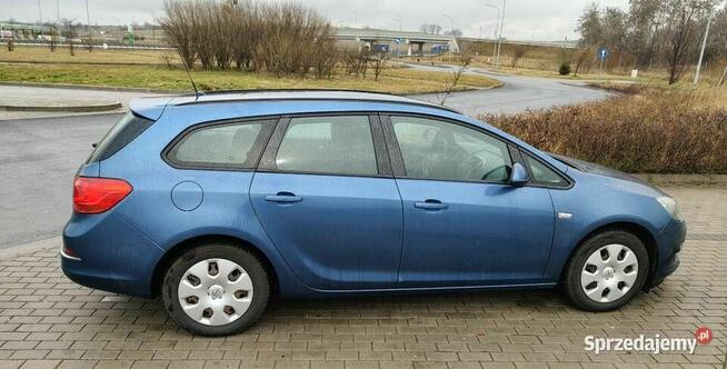 Astra J 1.7 LIFT Sports Tourer ZAMIANA