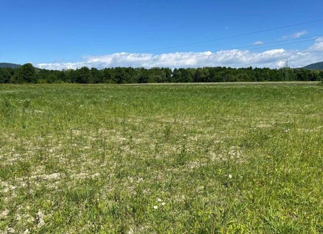 Piękna widokowa działka u podnóża gór o powierzchni 1483 m2