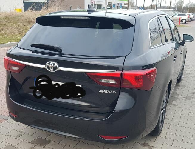 Toyota Avensis 1.8 Valvematic Kombi 2018 t27 Polski Salon