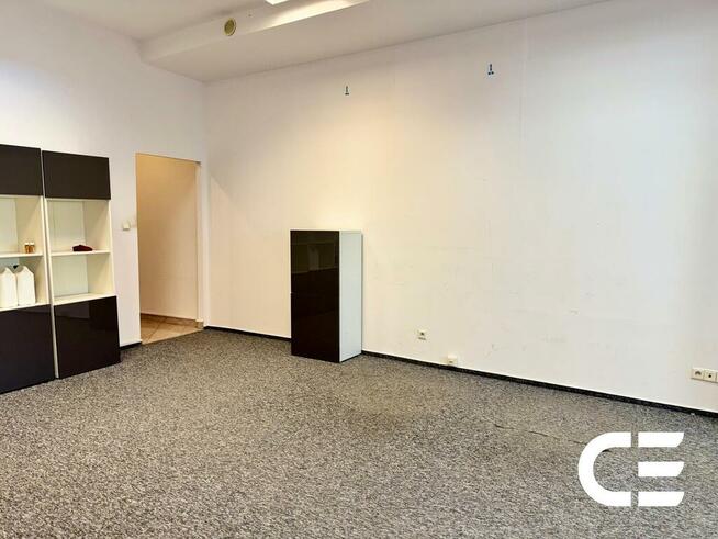 Biuro 64 m² | 2 pokoje + kuchnia | Armii Krajowej