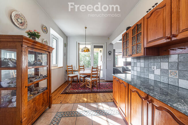 Klimatyczny dom do wprowadzenia.