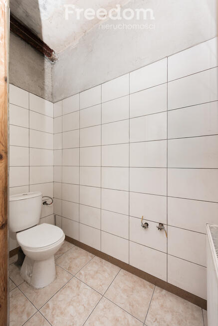 Budynek 170 m2 z halą 120 m2 na działce 1 365 m2 !