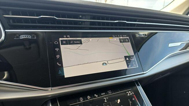 Audi Q7 s-line SALON POLSKA dwa lata gwarancji jak nowe