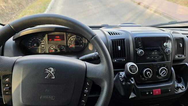 Peugeot Boxer 7- 9 -osobowy*doka*brygadówka*fotele obrotowe *