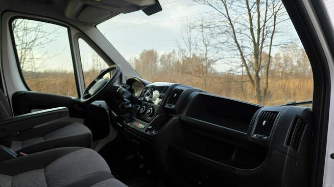 Peugeot Boxer 7- 9 -osobowy*doka*brygadówka*fotele obrotowe *
