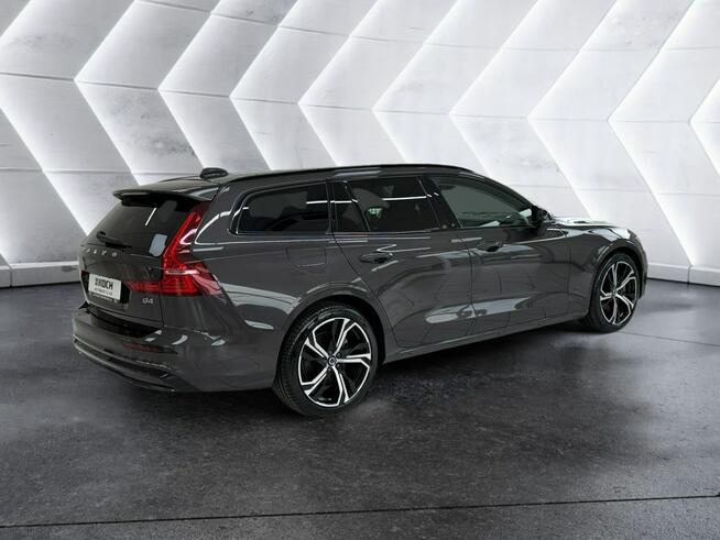 Volvo V60 B4(B) Ultra Dark *Gwarancja*FV23%*