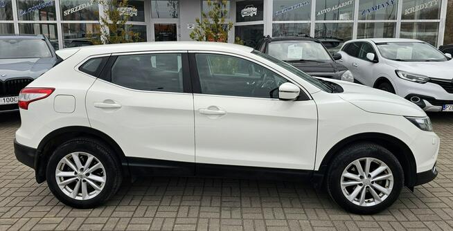 Nissan Qashqai Nawigacja, kamera,grzanefotel,serwis , hak