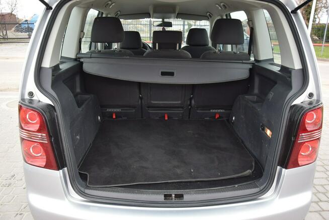 Volkswagen Touran 1.9TDI 2007r Lift/ Klimatronik/ Hak