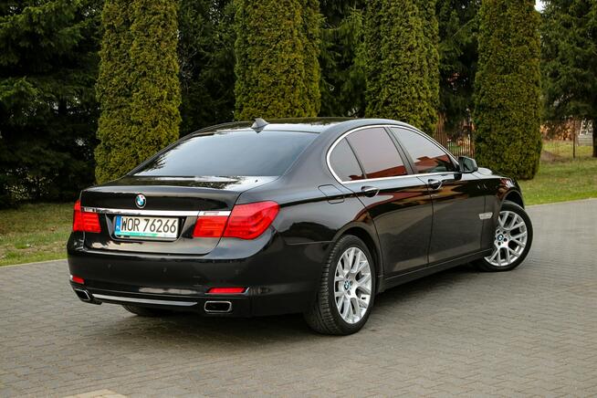 BMW 750 407KM Xdrive Individual Heda Up Wentyle 4xKlimatronik El.Kierownica