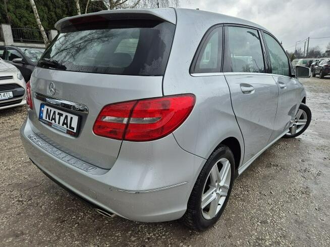 Mercedes B 180 Bogata wersja