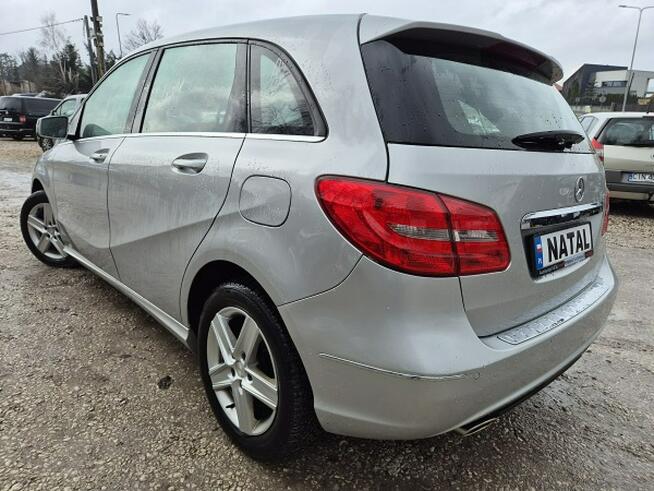 Mercedes B 180 Bogata wersja