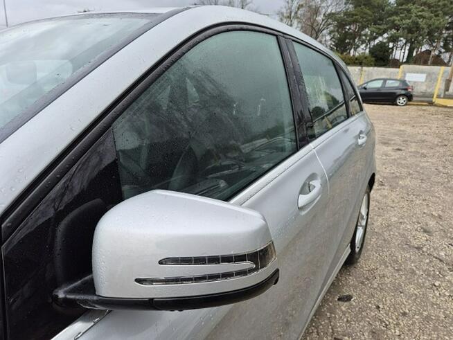 Mercedes B 180 Bogata wersja