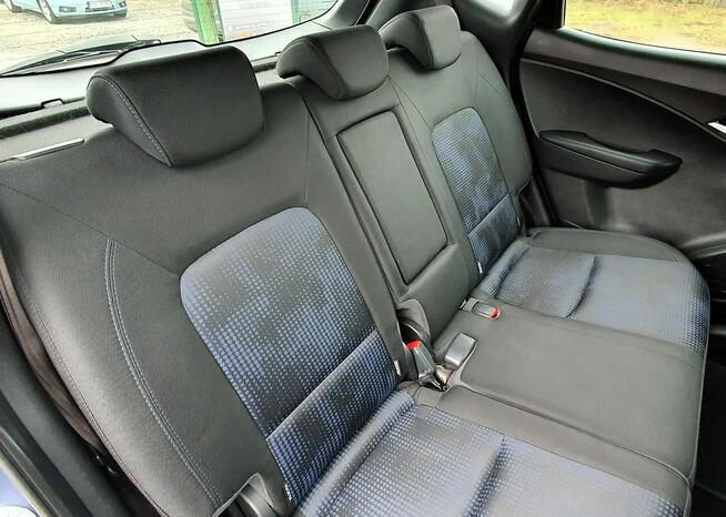 Hyundai ix20 Bezwypadkowy/6 biegowa skrzynia/Czujniki parkowania przód+tył/Hak hol.