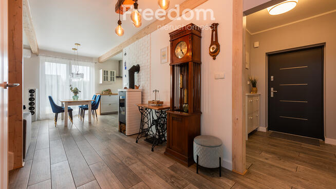 Wyjątkowa Nieruchomość nad Morzem, Dom