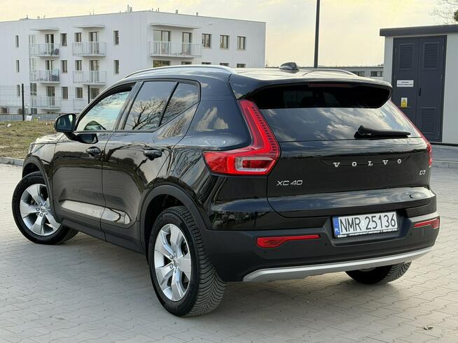Volvo XC 40 2.0 / 150KM FULL LED Automat Asystent Pasa Ruchu Nawigacja Kamera HAK