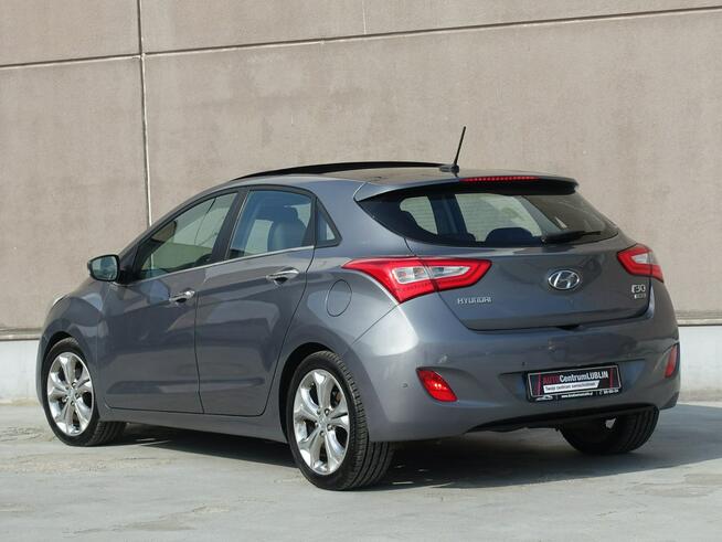 Hyundai i30 1.6 CRDI 128KM/Panorama Dach/Nawi/Kamera/Alu 17