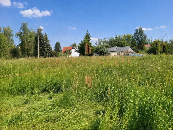 Działka budowlana - centrum Łomianek ul. Agawy