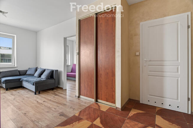 2 pokoje przy metrze