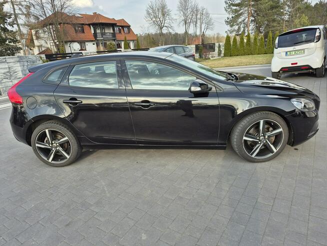 Volvo V40 1.5 benzyna lift automat navi LED 118tys