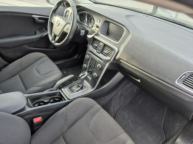 Volvo V40 1.5 benzyna lift automat navi LED 118tys