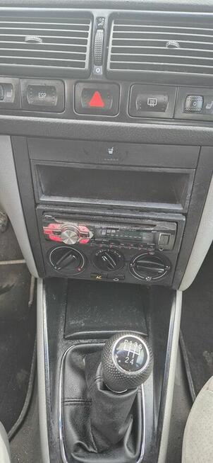 VW GOLF 4 HATCHBACK 1600 BENZYNA+KLIMA-OPŁATY NA ROK !!!