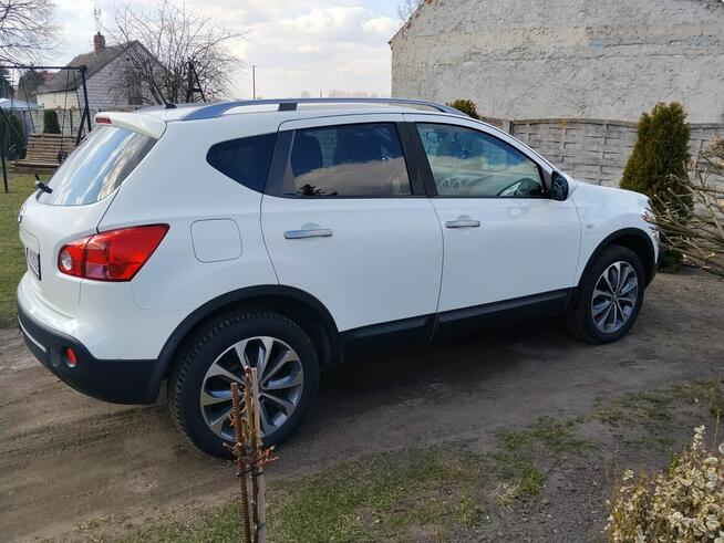 Nissan Qashqai 2.0 • Panorama • 18” Alu • Zadbany
