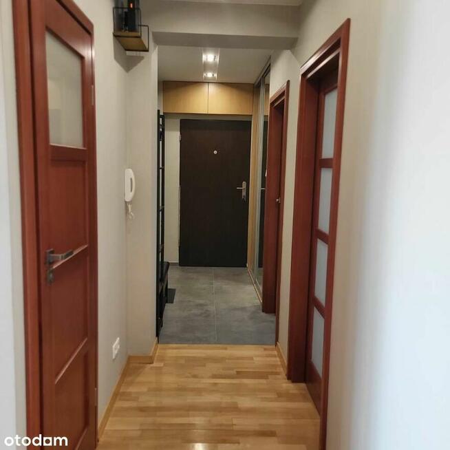 3pokoje.Do wprowadzenia.Klimatyzacja.Zamknięte osiedle.Winda