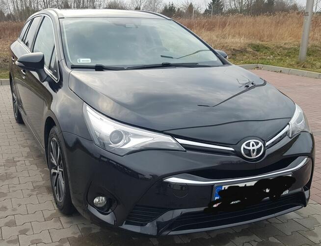 Toyota Avensis 1.8 Valvematic Kombi 2018 t27 Polski Salon