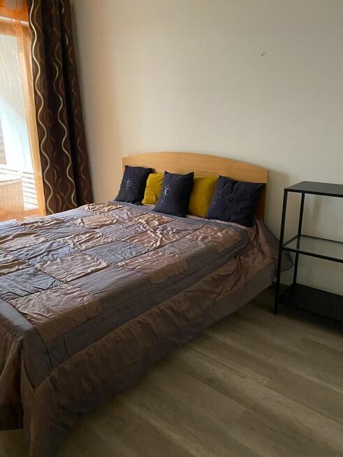 DWUPOKOJOWE Z OGRÓDKIEM I GARAŻEM