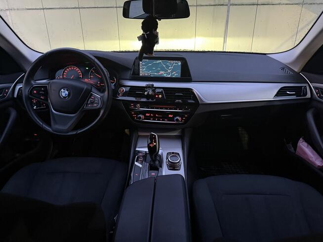 Bmw 5 G30 2.0d salon pl 2019r
