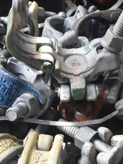 Złączki do rusztowań